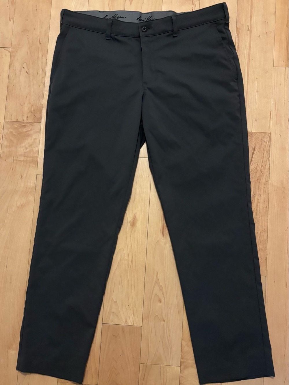 Ben Hogan Men’s Golf Pants 34x30 Charcoal Gray Performance Flat Front
